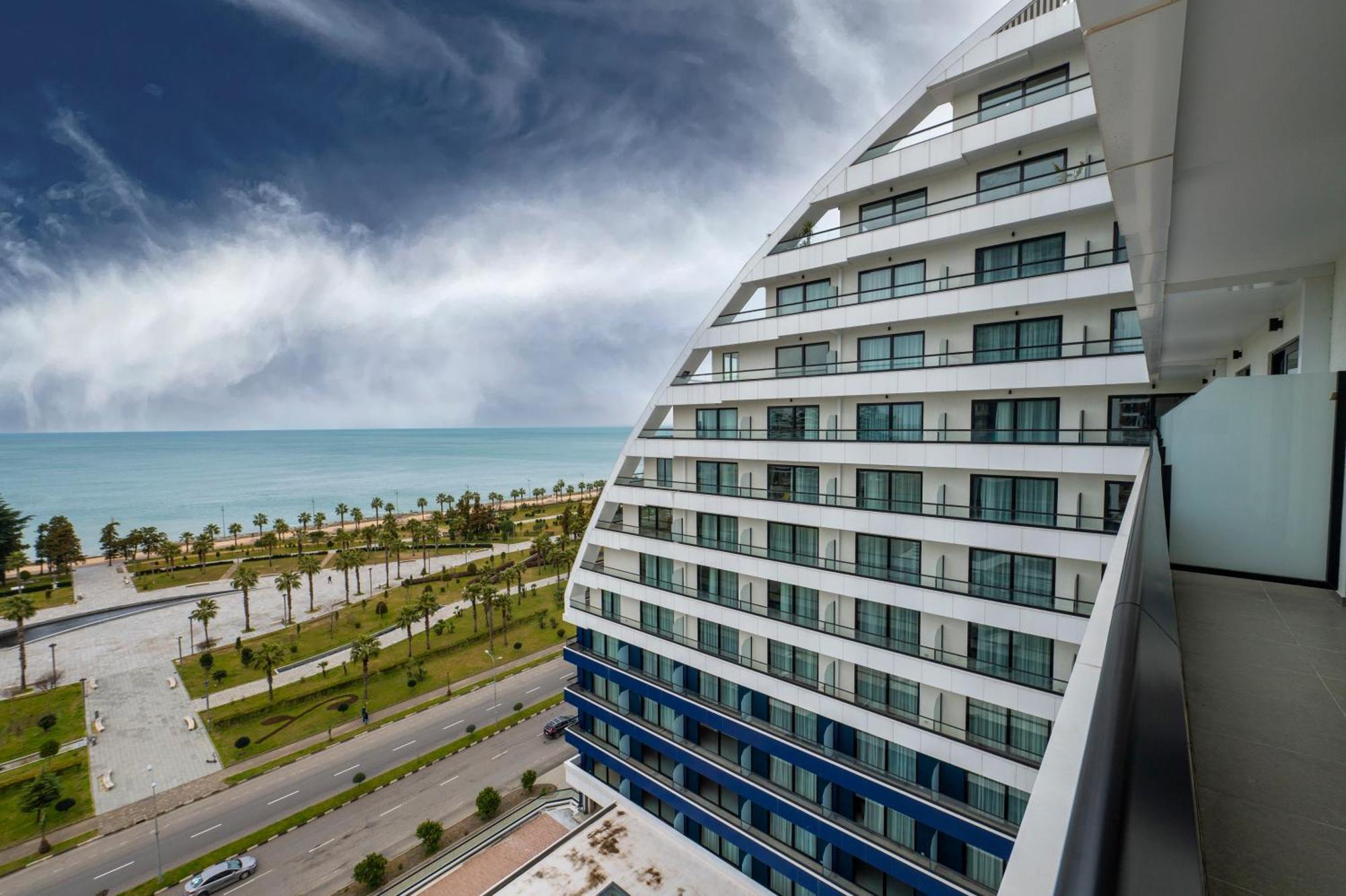 The Grandeur Hotel Батумі Екстер'єр фото