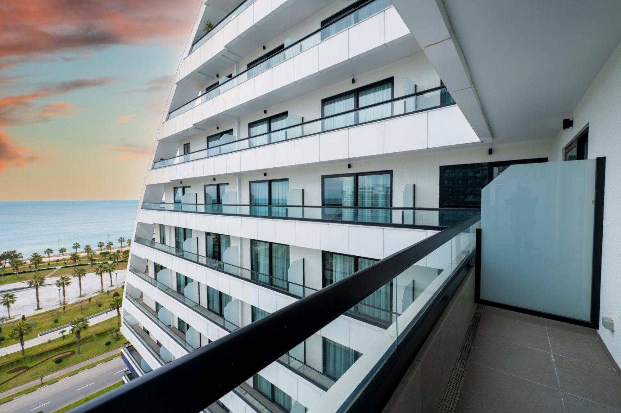 The Grandeur Hotel Батумі Екстер'єр фото