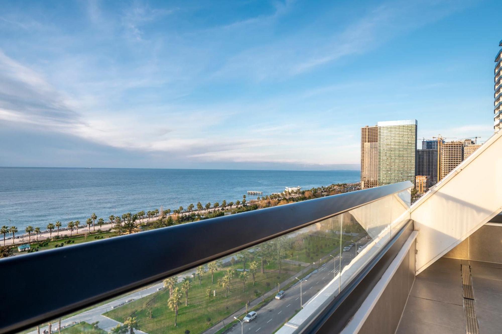 The Grandeur Hotel Батумі Екстер'єр фото
