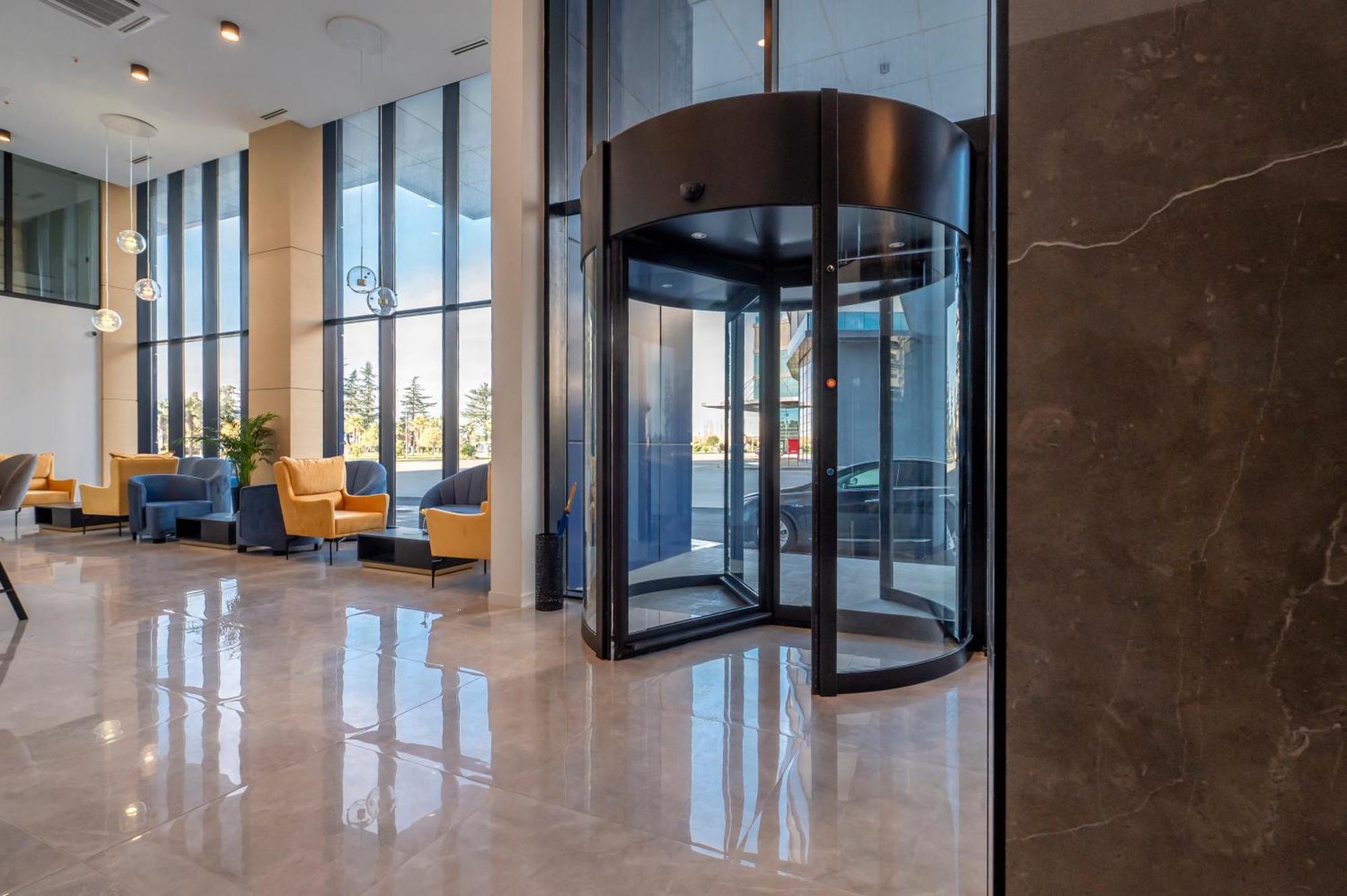 The Grandeur Hotel Батумі Екстер'єр фото