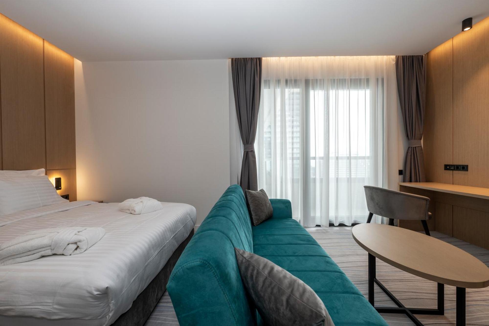 The Grandeur Hotel Батумі Екстер'єр фото